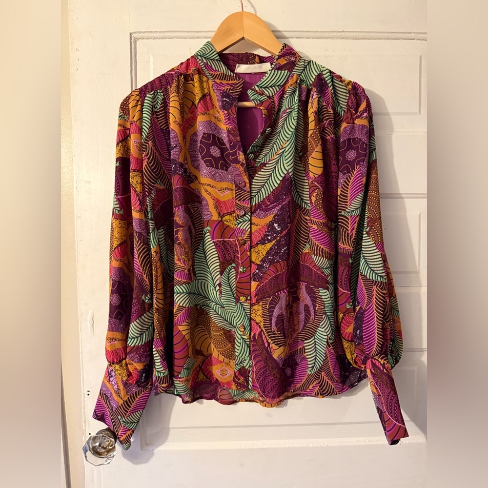 Yaiyai Ponytail Elegant Emberleaf Blouse